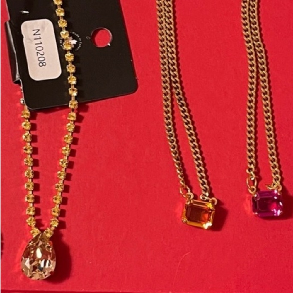 Three Radiant Gold Necklace with Gem Accents